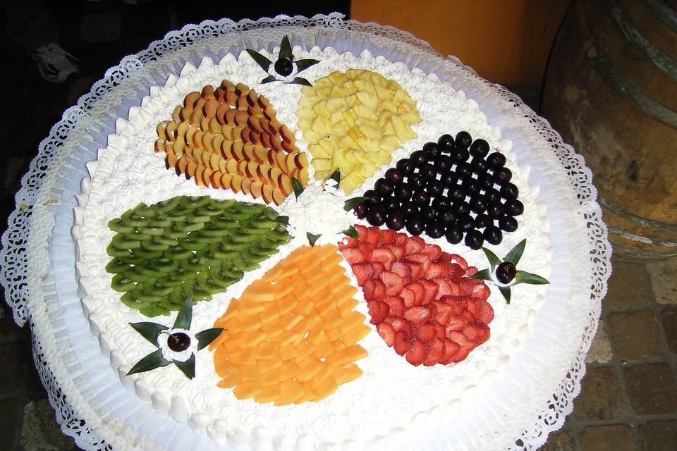 Torta nuziale di frutta