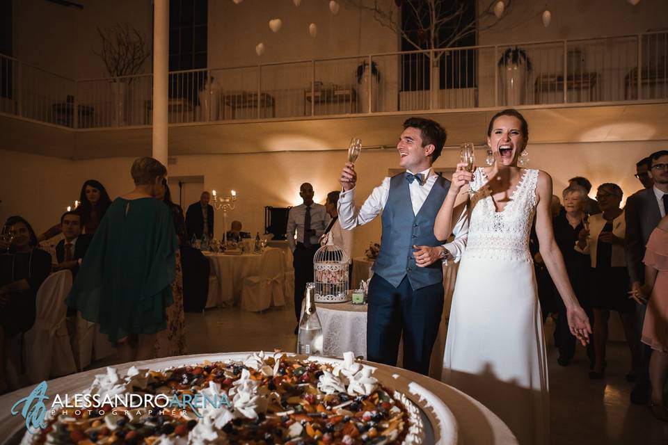 Sposa abbraccia il papà