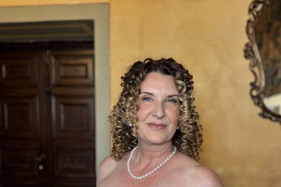 Soft glam+semiraccolto riccio