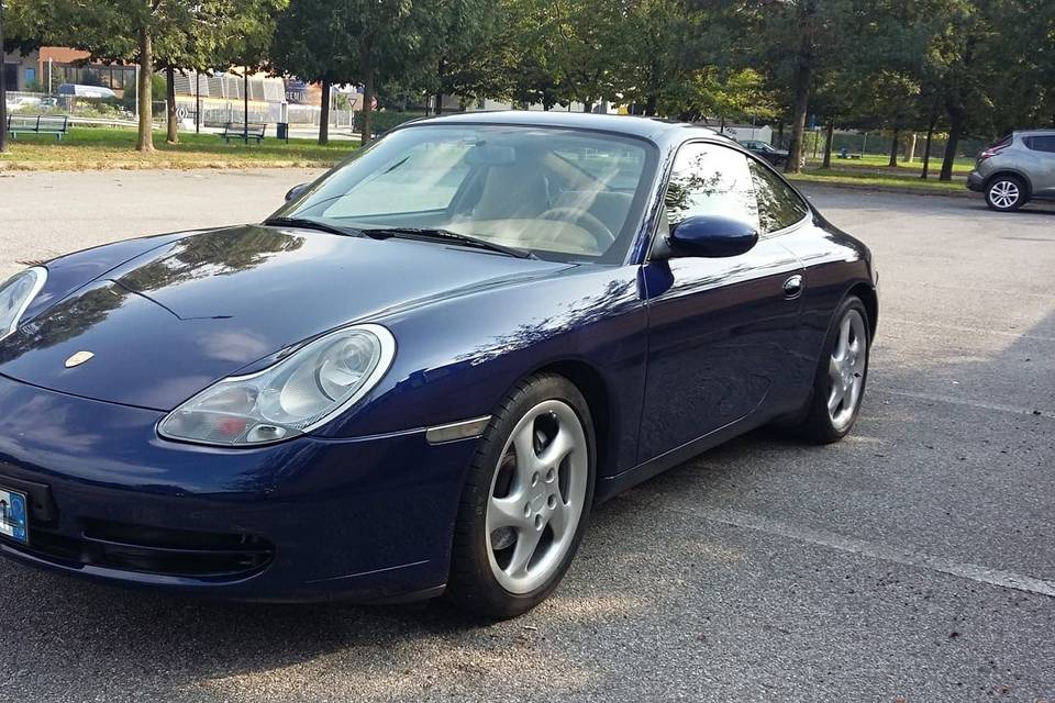 Porsche carrera 996