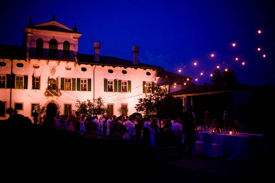 Cena in giardino