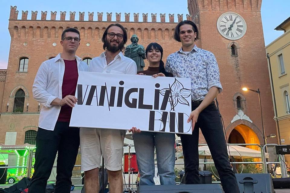 Vaniglia Band,Piazza di Budrio