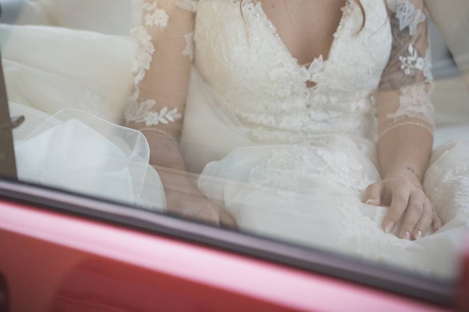 Sposa in auto