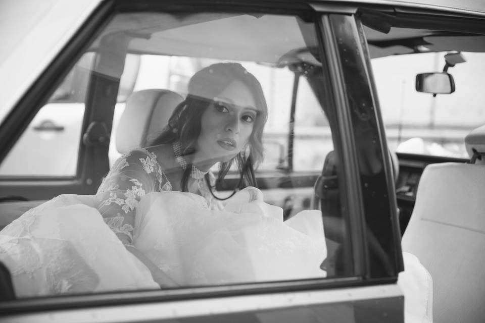 Sposa in auto