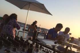 Dj set sunset