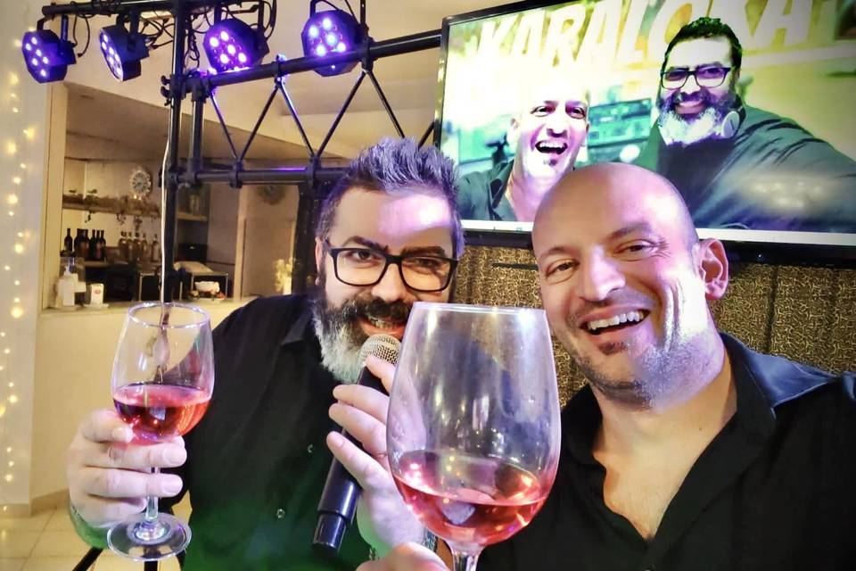 Un brindisi a noi!