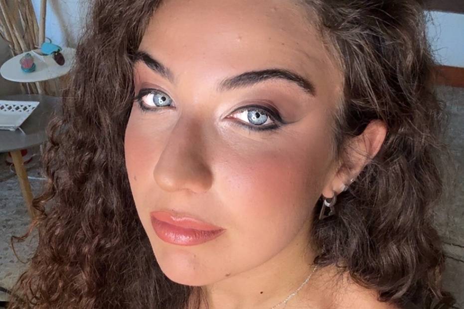 Make-up