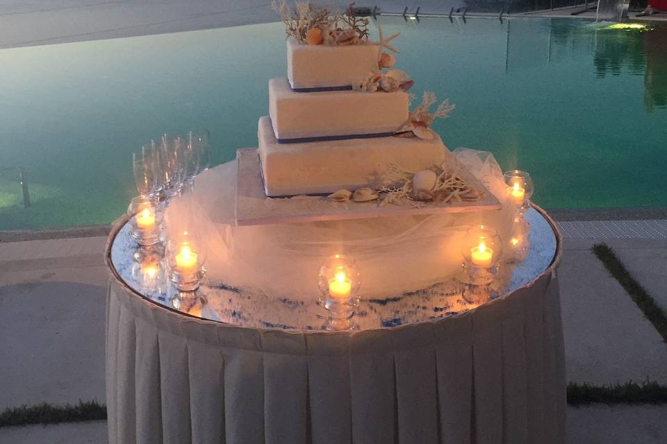Mare wedding Cake