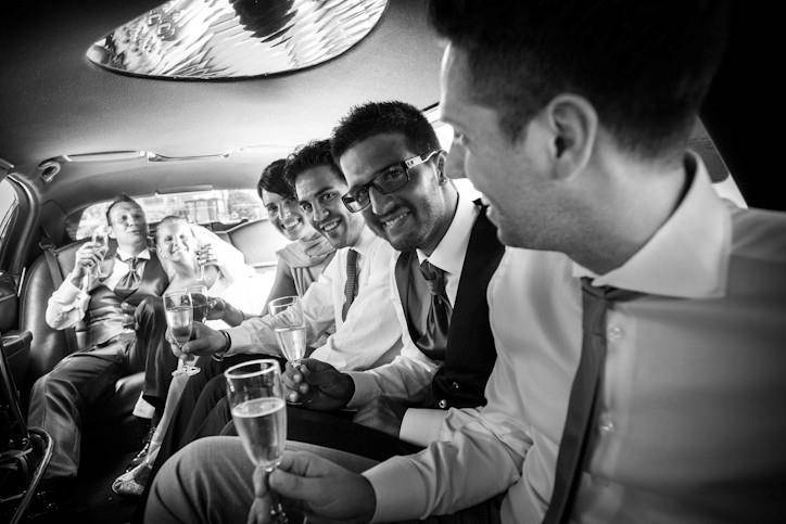 Limousine sposi e testimoni