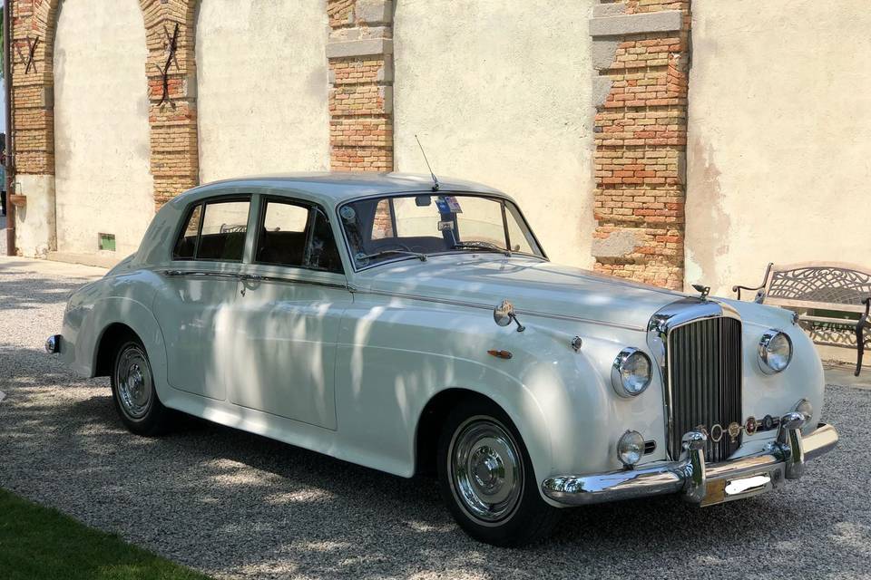 Bentley S1