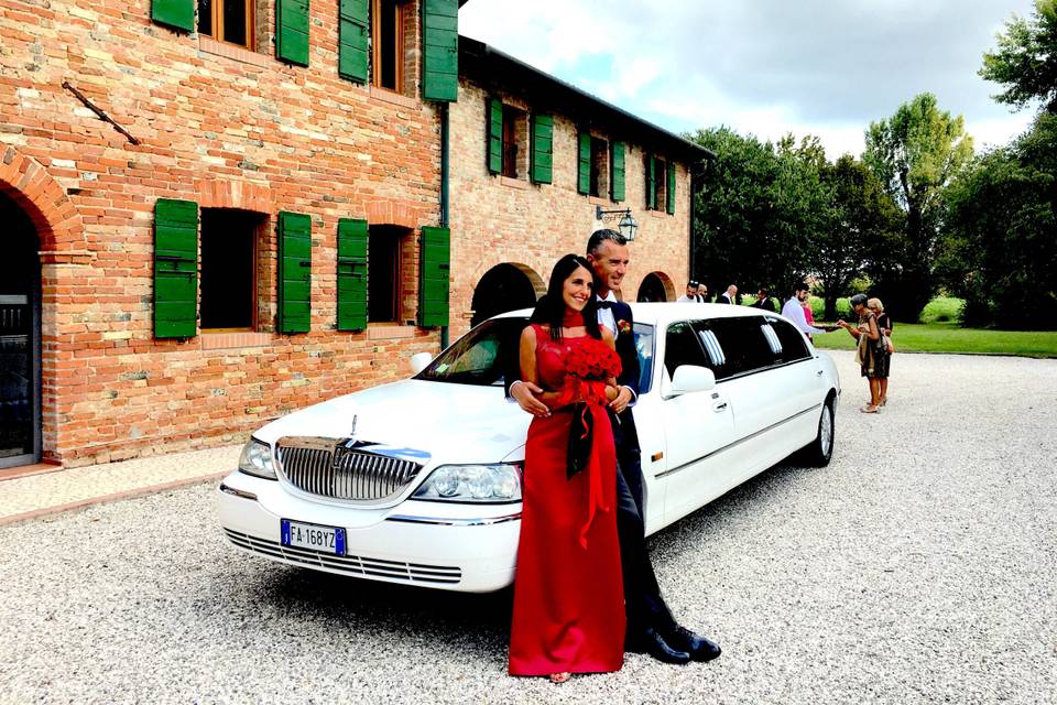 Noleggio limousine corta