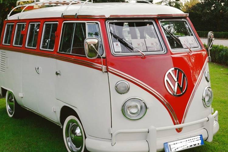 Pulmino Volkswagen t1 rosso