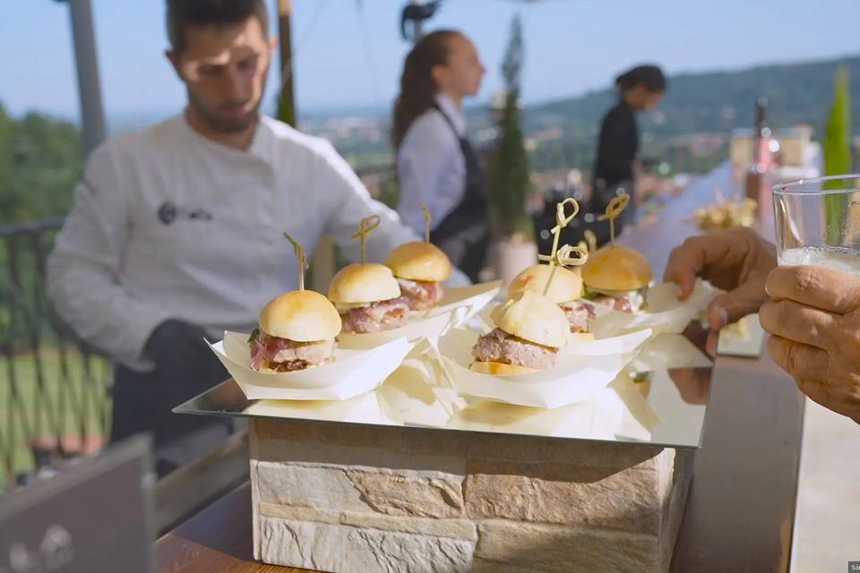 Burger in terrazza