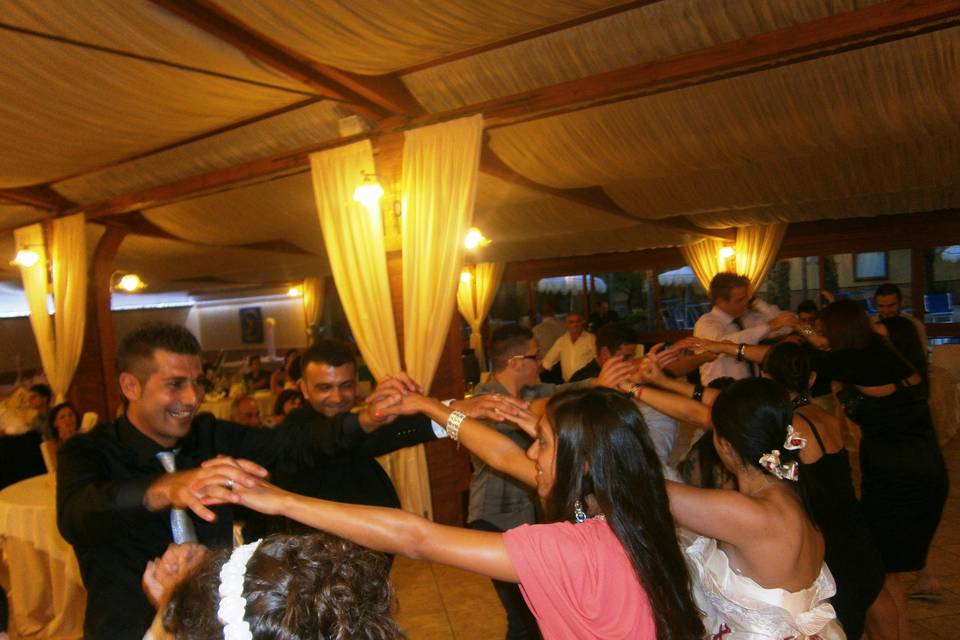 Il ballo degli ospiti