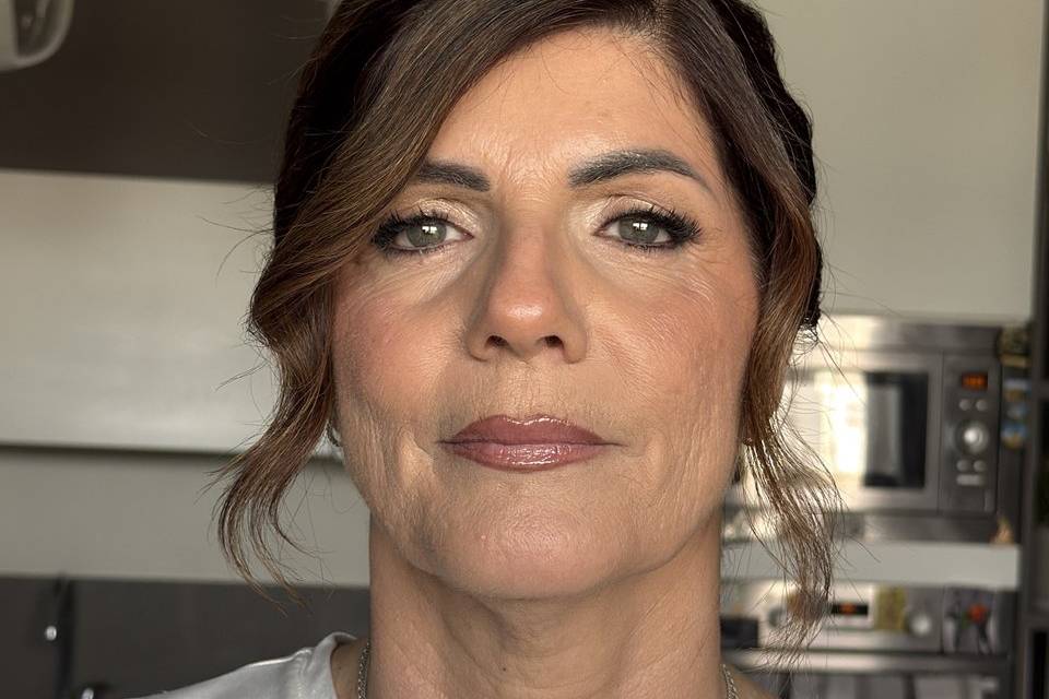 Bridal mature skin look