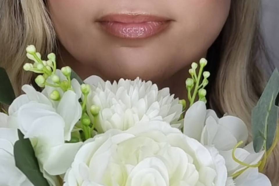 Mua hair stylist
