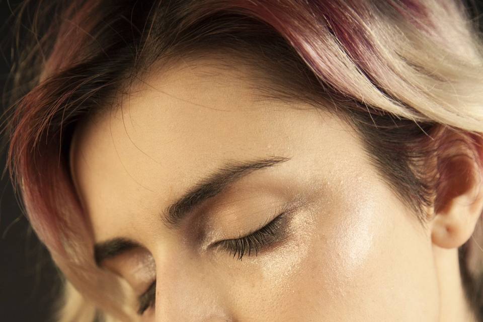 Glowy Makeup