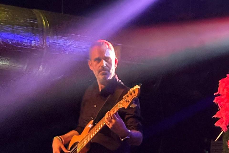 Live at crossroads live club