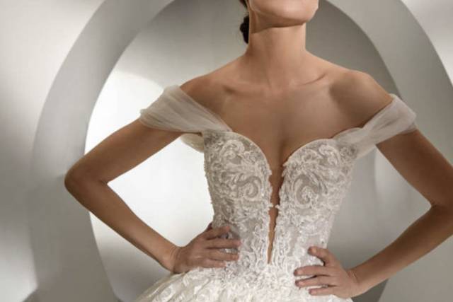 Velo da sposa: come sceglierlo in base alla forma del viso - La Venere di  Berenice