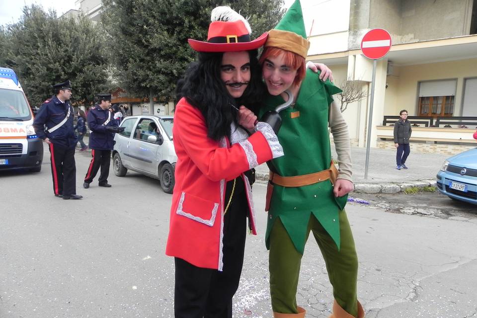 Peter pan e capitan uncino.