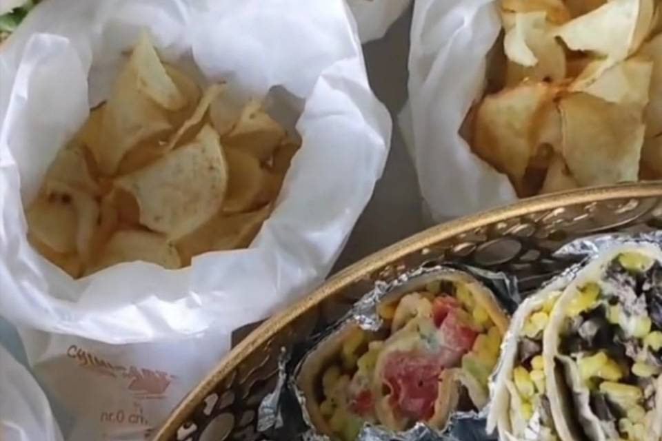 Burritos e chips