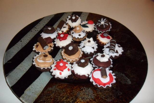 Un misto de pasticcini segnaposto