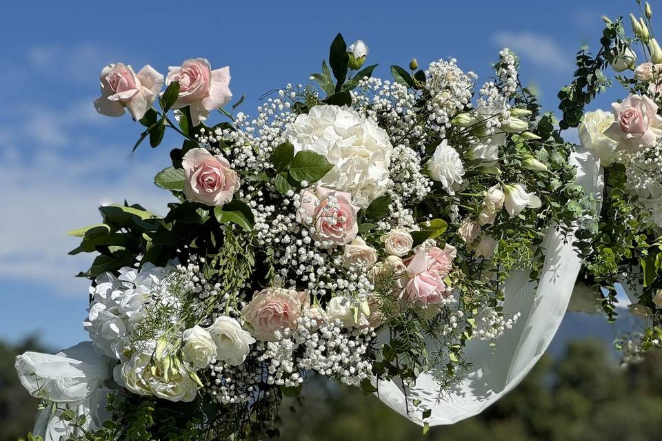 Arch flowers