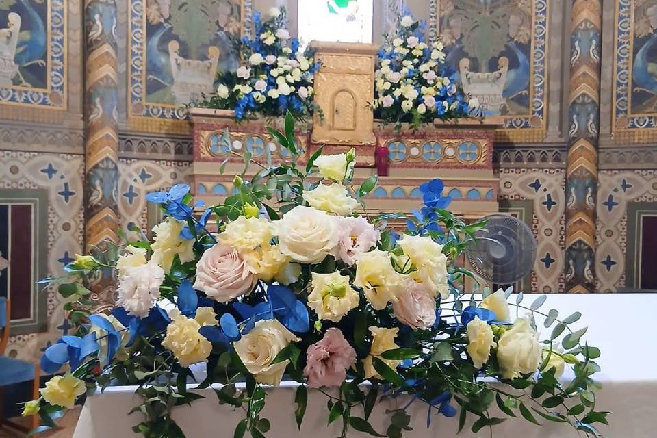 Altare+ tabernacolo