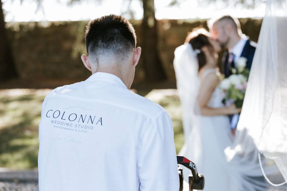 fotografo_azione_sposa_sposo_sfocati