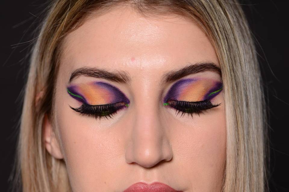 Graphic make-up