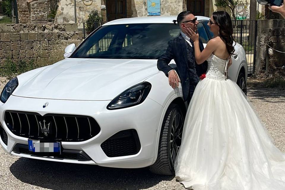 Maserati . Grecale
