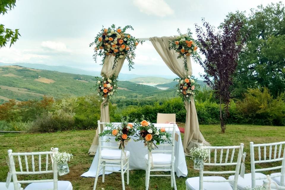 Arco di fiori - Vistalago