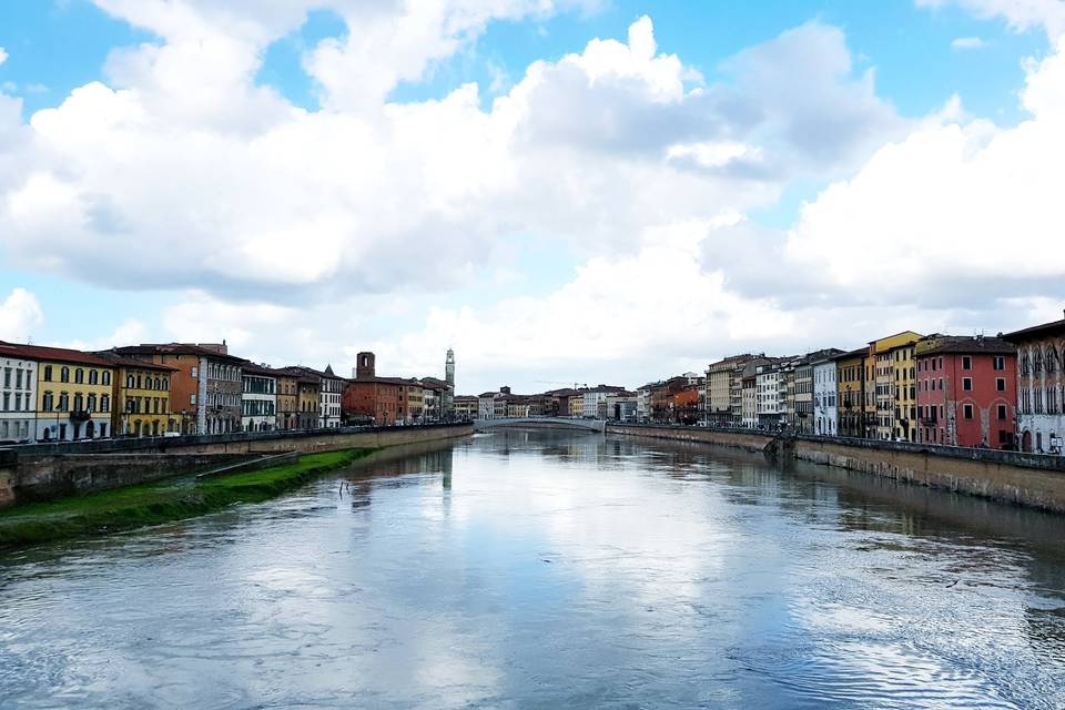 Vista di Pisa e fiume