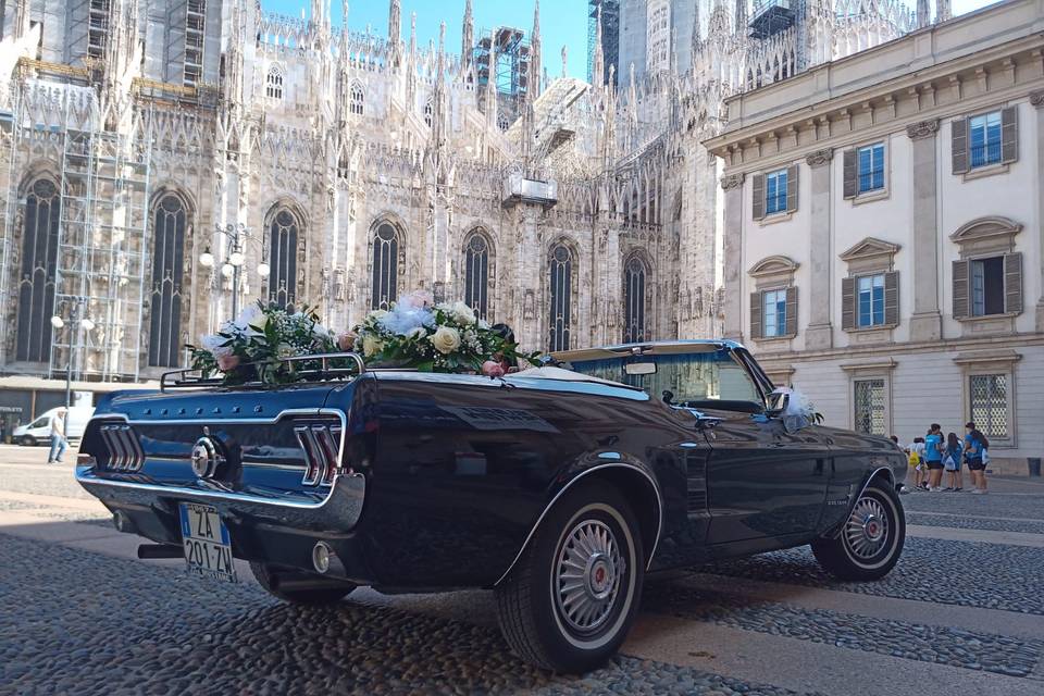 Mustang cabrio nera 6