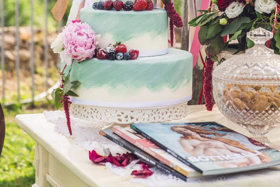 Botticelli wedding cake