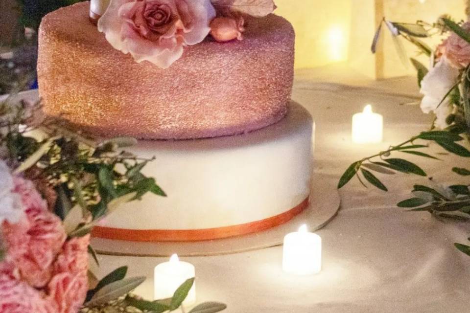 Oliver wedding cake