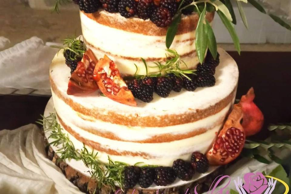 Abbraccio wedding cake