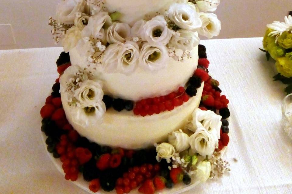 Red fruit wedding cake