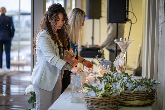 Allestimento_tavolo_dettagli_floreali