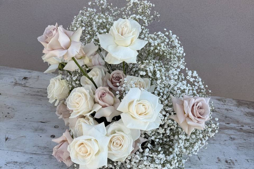 Rose e gipsophila