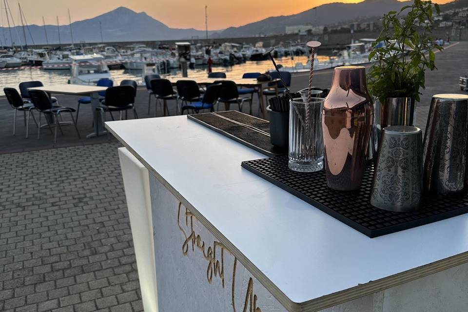 Aperitivi al tramonto
