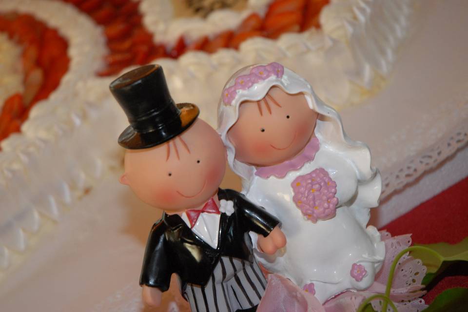 Cake topper