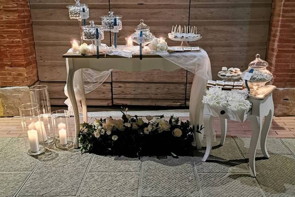 Sweet table