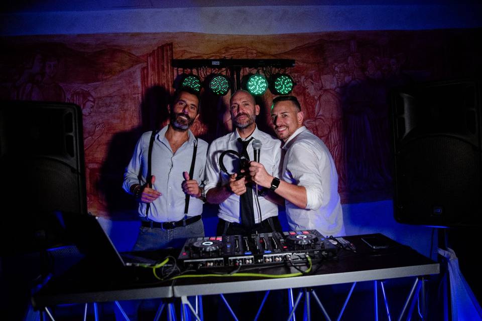 Event DJ team