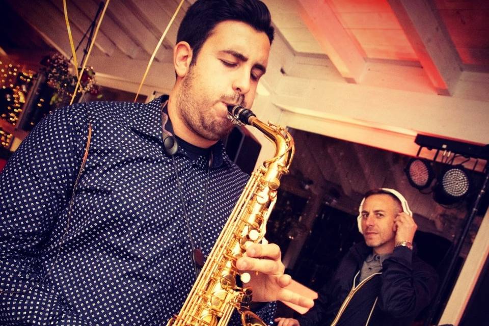 Sax & Dj