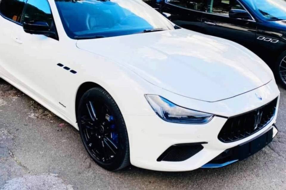 Maserati ghibli 2021