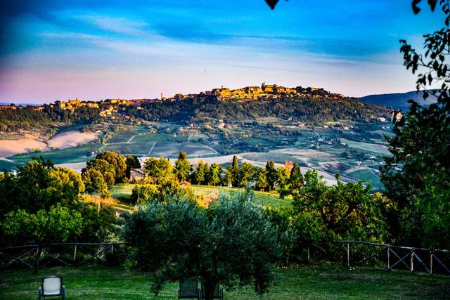 Panorama dal giardino