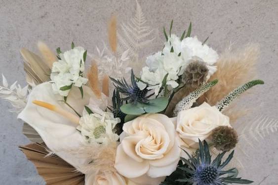 Bouquet sposa colori freddi