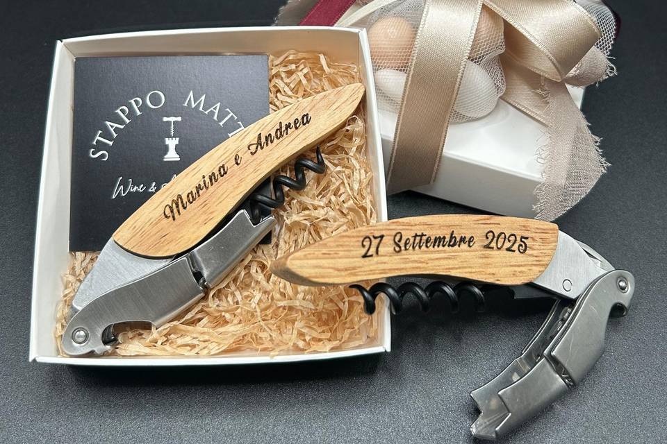 Cavatappi in legno + incisione