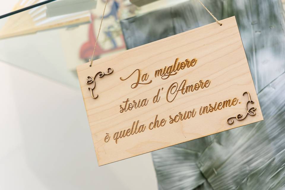 Cake topper legno - guestbook